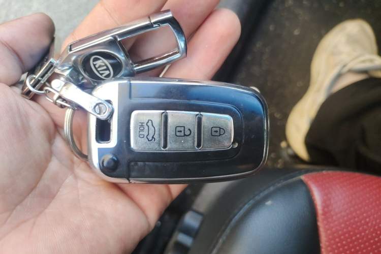 Used Kia K2 2011 Sedan 1.6L Automatic Transmission Premium Vehicle Key
