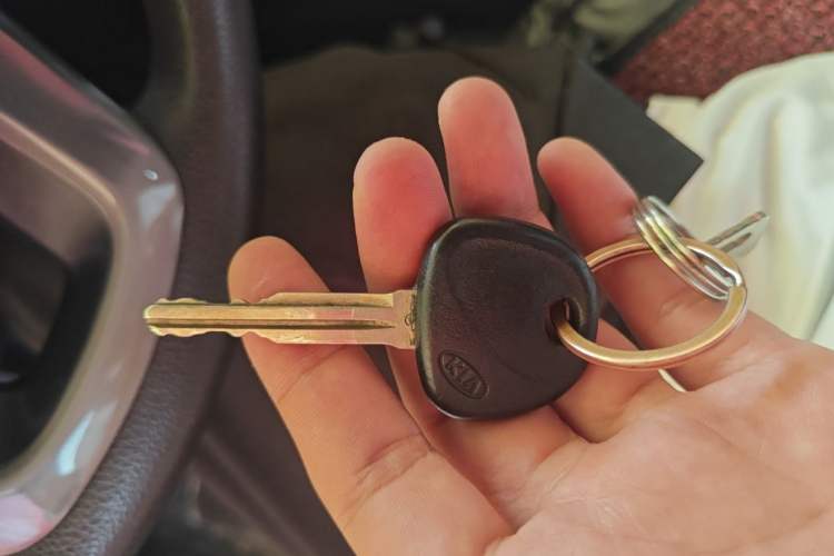 Used Kia K2 2011 Sedan 1.4L Automatic GLS Vehicle Key