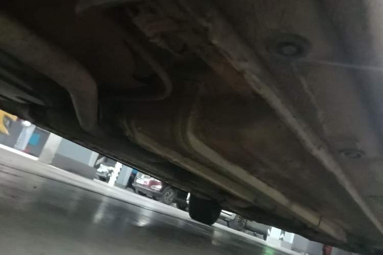 Used Kia K2 2011 Sedan 1.6L Automatic Transmission Premium Chassis Rear Right