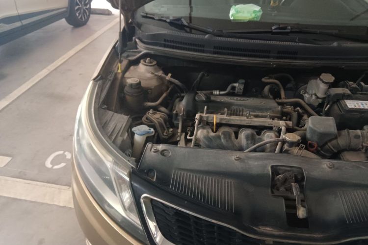 Used Kia K2 2011 Sedan 1.6L Automatic Transmission Premium Engine Bay Right