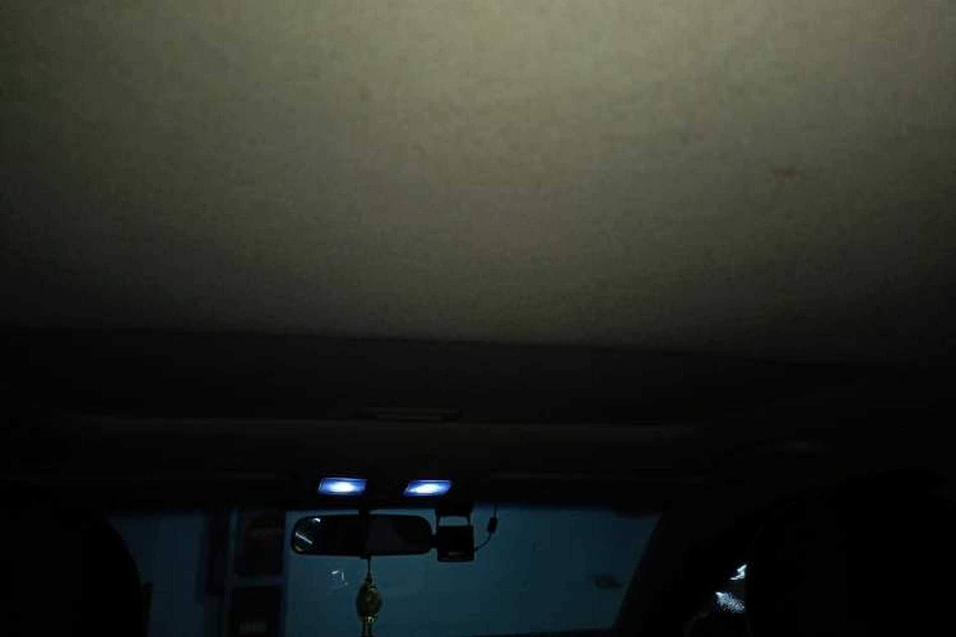Used Kia K2 2011 Sedan 1.4L MT TOP Headliner
