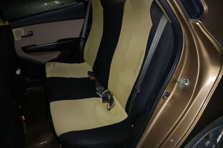 Used Kia K2 2011 Sedan 1.4L MT TOP Left Rear Seat