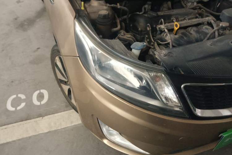 Used Kia K2 2011 Sedan 1.6L Automatic Transmission Premium Right Front Headlight