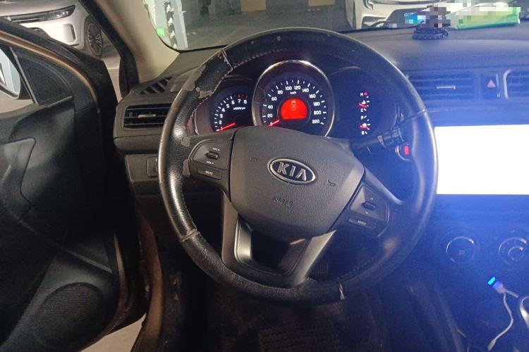 Used Kia K2 2011 Sedan 1.6L Automatic Transmission Premium Steering Wheel