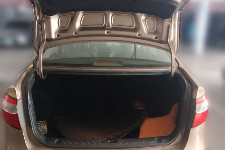 Used Kia K2 2011 Sedan 1.6L Automatic Transmission Premium Trunk