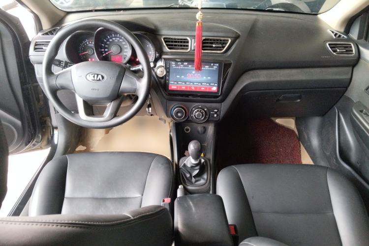 Used Kia K2 2012 Sedan 1.4L MT GLS Commemorative Edition Center Console