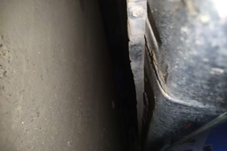 Used Kia K2 2012 Hatchback 1.4L MT GLS Commemorative Edition Chassis Front Left
