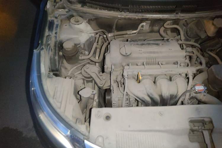 Used Kia K2 2012 Hatchback 1.4L MT GLS Commemorative Edition Engine Bay Right