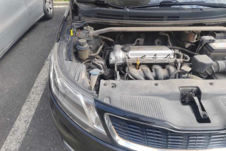 Used Kia K2 2012 Sedan 1.4L MT TOP Commemorative Edition Engine Bay Right
