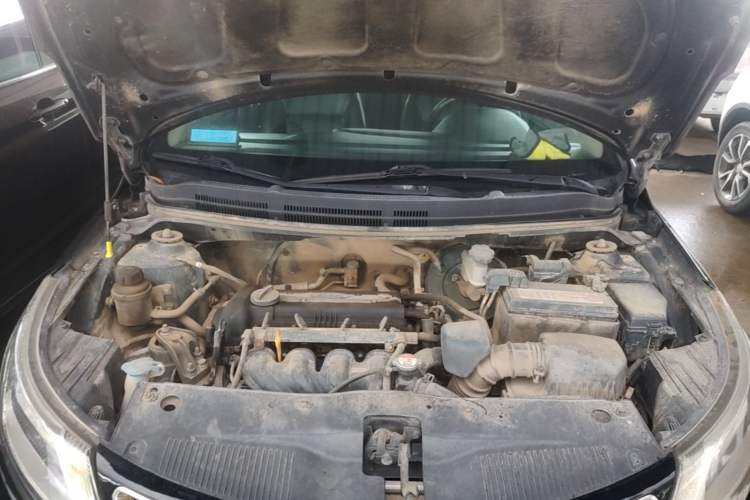 Used Kia K2 2012 Sedan 1.4L MT TOP Commemorative Edition Engine Bay