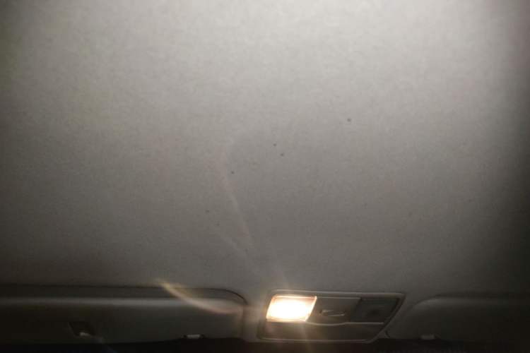 Used Kia K2 2012 Hatchback 1.4L MT GLS Commemorative Edition Headliner