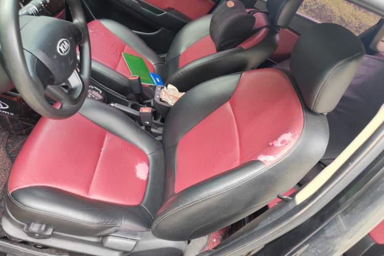 Used Kia K2 2012 Hatchback 1.4L MT Cool Edition Commemorative Model Left Front Seat