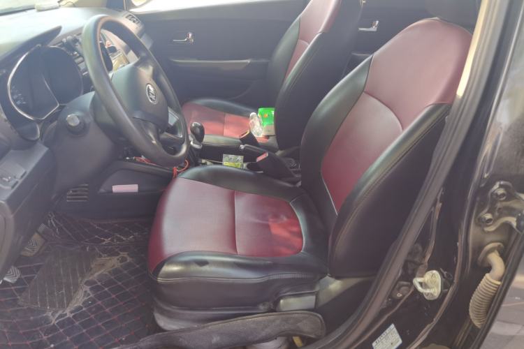 Used Kia K2 2012 Sedan 1.4L MT GL Commemorative Edition Left Front Seat