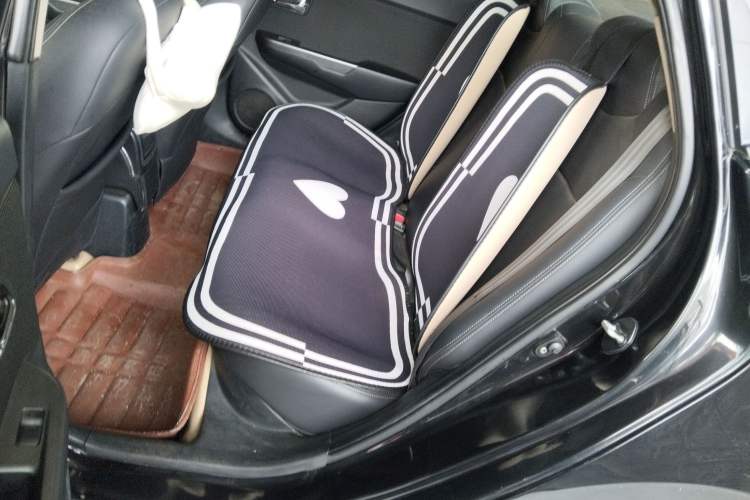 Used Kia K2 2012 Sedan 1.4L MT GLS Commemorative Edition Left Rear Seat