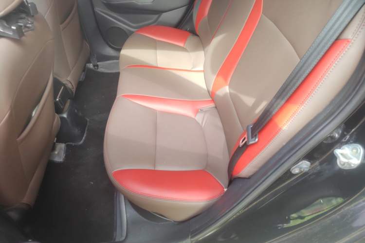 Used Kia K2 2012 Sedan 1.4L MT TOP Commemorative Edition Left Rear Seat