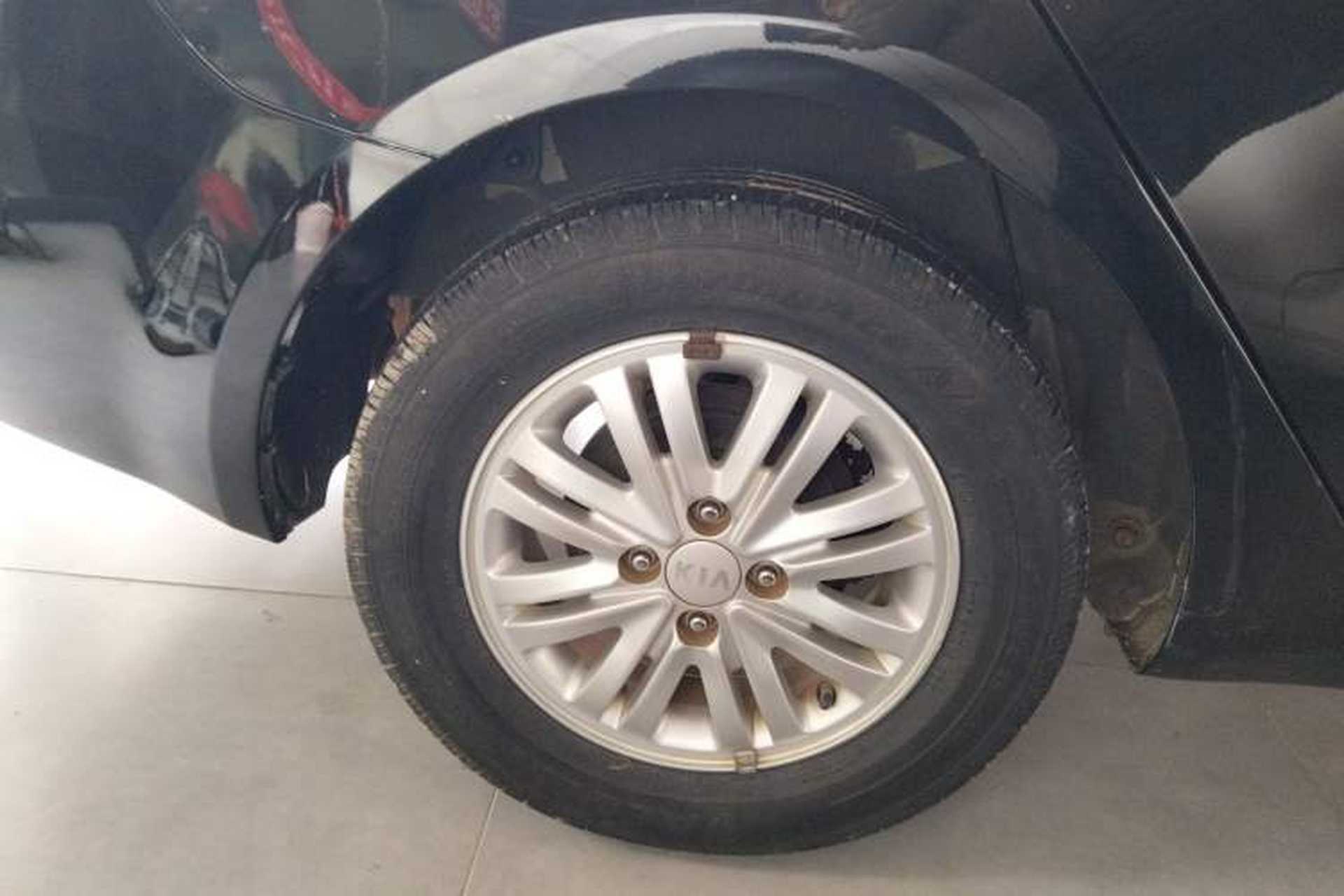 Used Kia K2 2012 Sedan 1.4L MT GLS Commemorative Edition Right Rear Wheel Hub