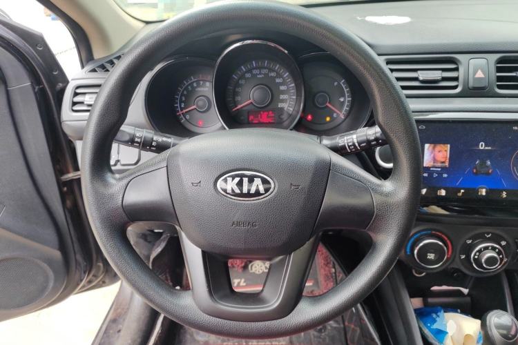 Used Kia K2 2012 Hatchback 1.4L MT Cool Edition Commemorative Model Steering Wheel