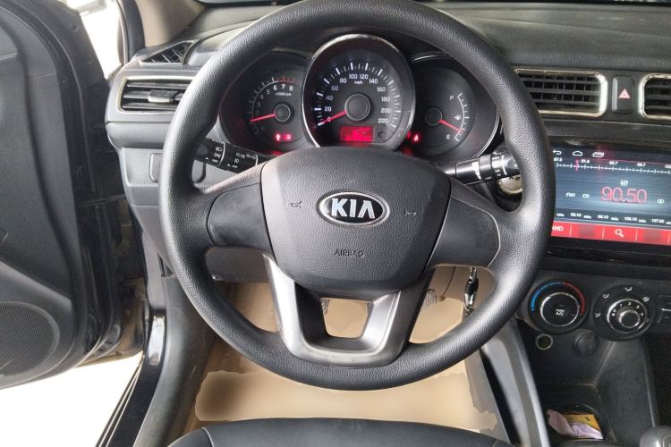Used Kia K2 2012 Sedan 1.4L MT GLS Commemorative Edition Steering Wheel