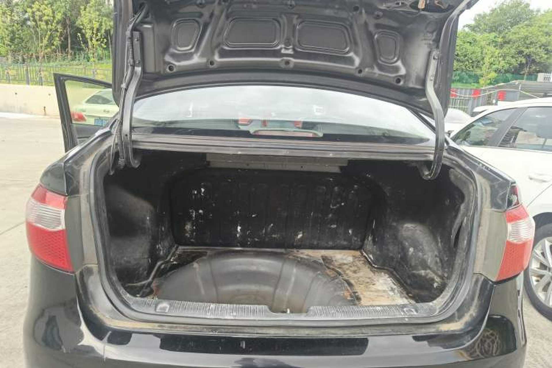 Used Kia K2 2012 Sedan 1.4L Automatic GLS Commemorative Edition Trunk