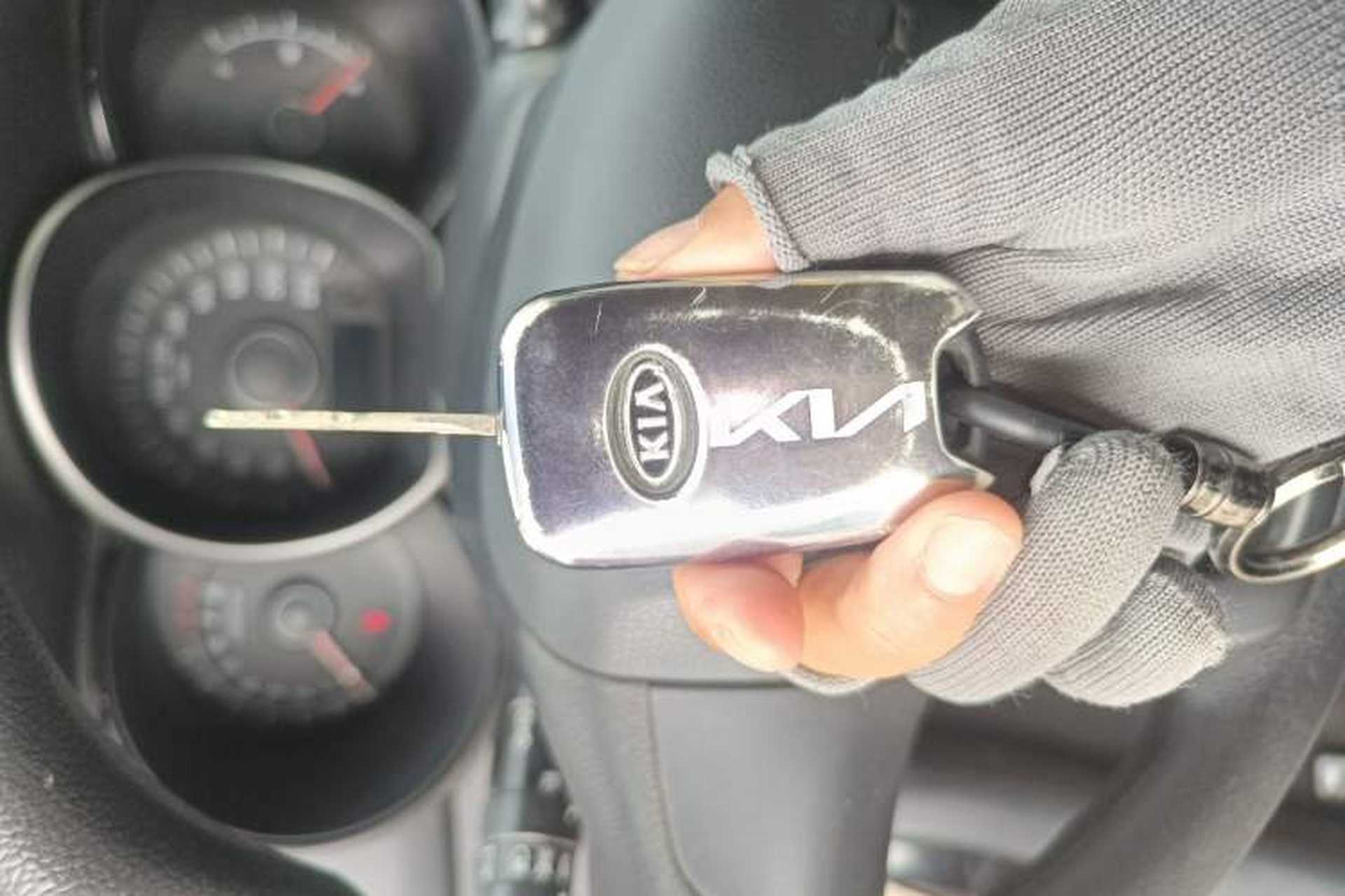 Used Kia K2 2012 Sedan 1.4L Automatic GLS Commemorative Edition Vehicle Key