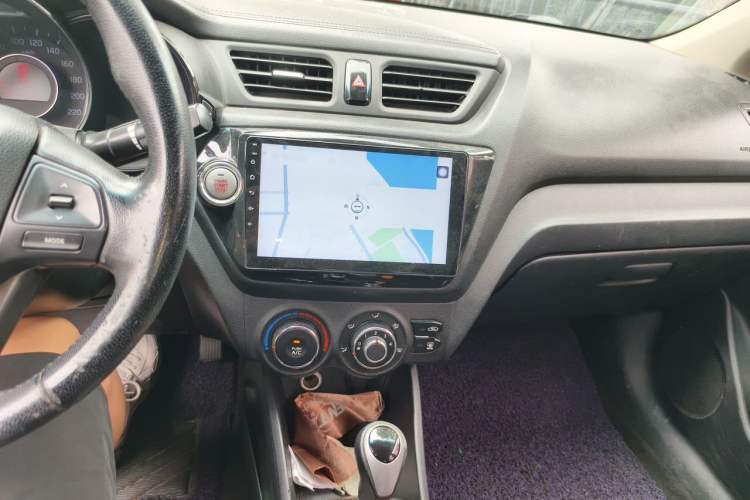 Used Kia K2 2012 Sedan 1.6L Automatic Transmission Premium Commemorative Edition Audio And AC Panel