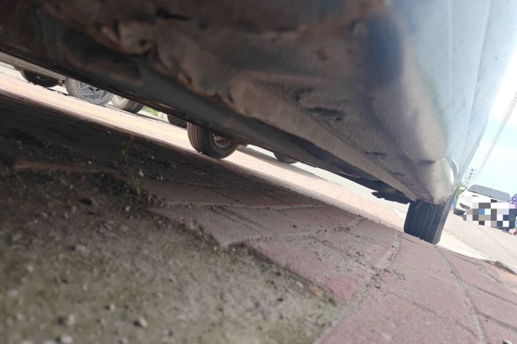 Used Kia K2 2012 Hatchback 1.4L MT Cool Edition Commemorative Model Chassis Front Left