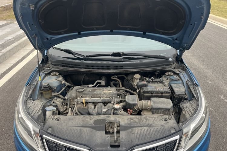 Used Kia K2 2012 Hatchback 1.4L Automatic Cool Edition Engine Bay
