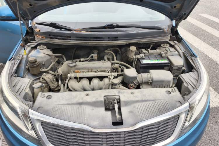 Used Kia K2 2012 Sedan 1.6L Automatic Transmission Premium Commemorative Edition Engine Bay