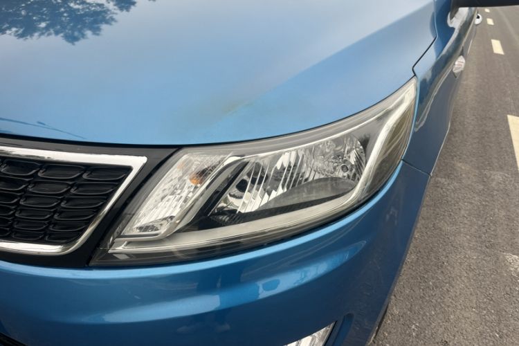 Used Kia K2 2012 Hatchback 1.4L Automatic Cool Edition Exterior 5