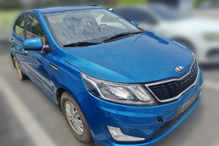 Used Kia K2 2012 Sedan 1.4L MT TOP Commemorative Edition Front Right 45 Deg