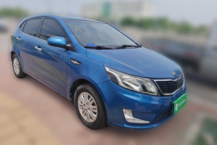 Used Kia K2 2012 Hatchback 1.4L MT Cool Edition Commemorative Model Front Right 45 Deg