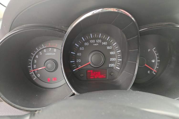Used Kia K2 2012 Hatchback 1.4L MT Cool Edition Commemorative Model Instrument Cluster
