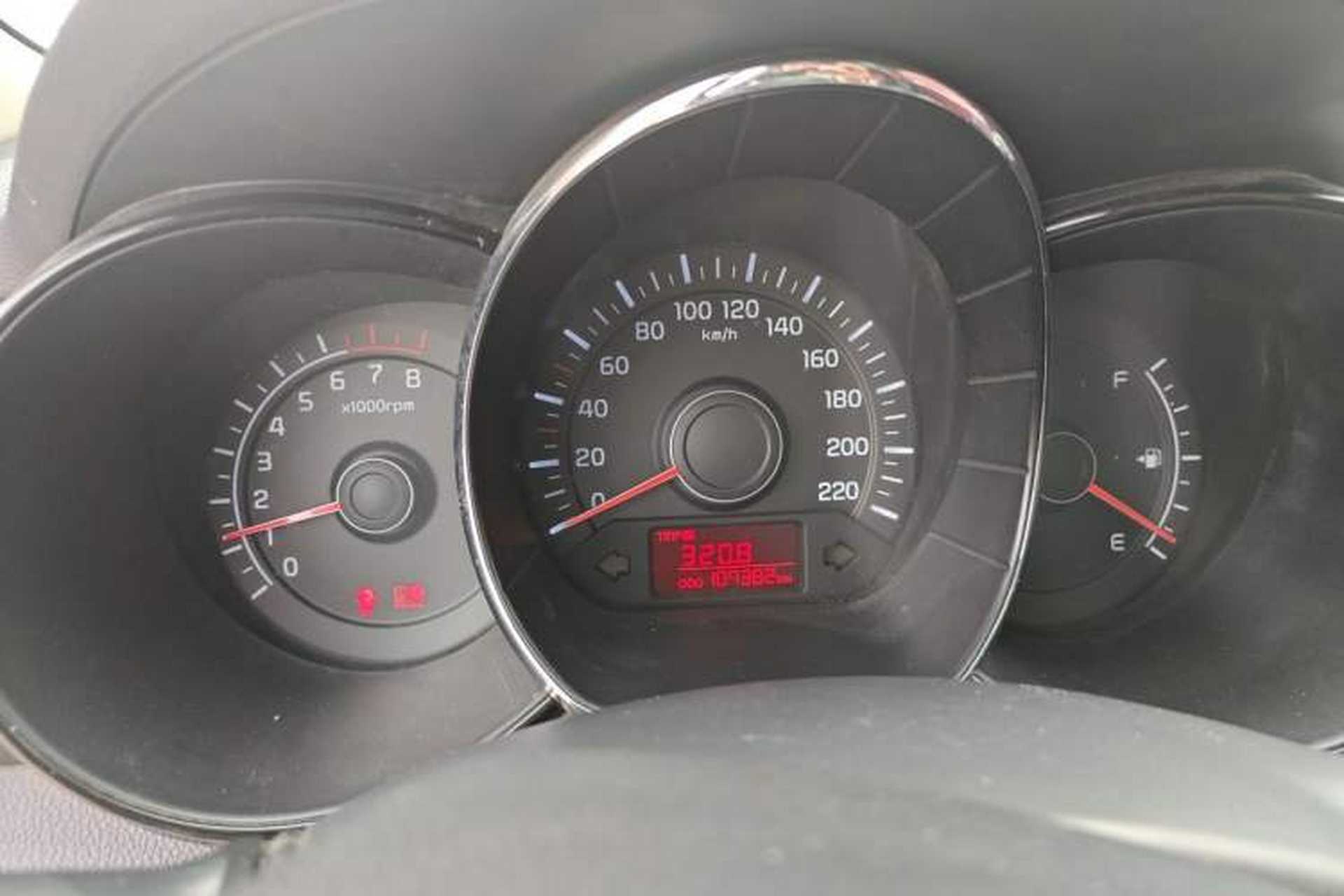 Used Kia K2 2012 Hatchback 1.4L MT Cool Edition Commemorative Model Instrument Cluster