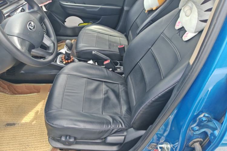Used Kia K2 2012 Sedan 1.4L MT TOP Commemorative Edition Left Front Seat