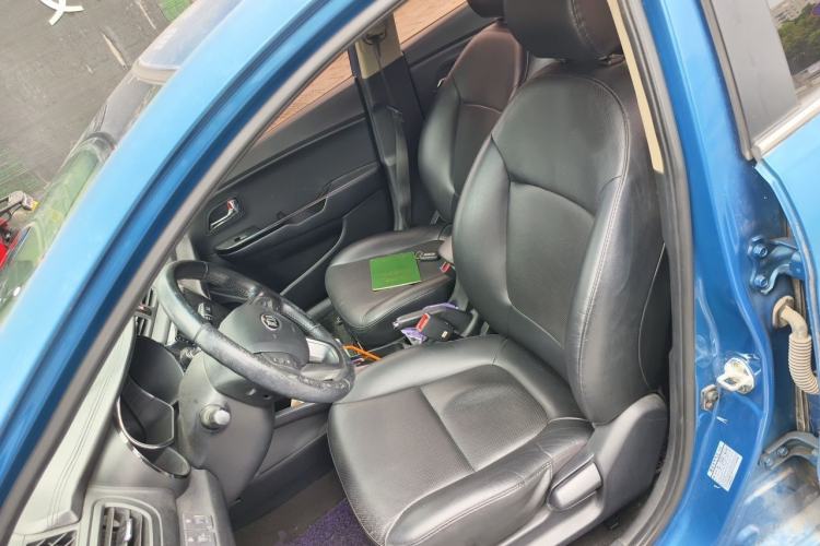 Used Kia K2 2012 Sedan 1.6L Automatic Transmission Premium Commemorative Edition Left Front Seat