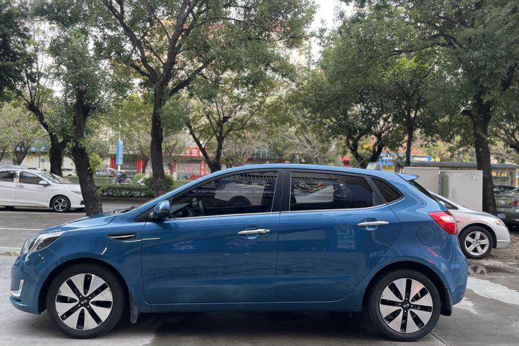Used Kia K2 2012 Hatchback 1.6L AT Premium Commemorative Edition Left Side