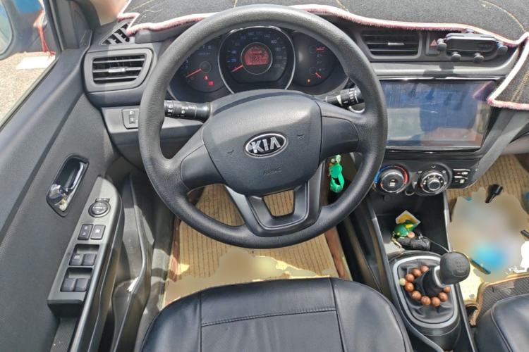 Used Kia K2 2012 Sedan 1.4L MT TOP Commemorative Edition Steering Wheel