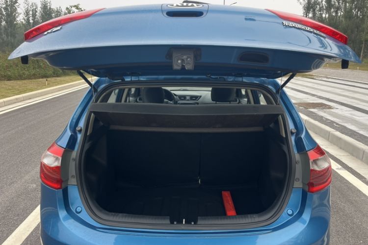 Used Kia K2 2012 Hatchback 1.4L Automatic Cool Edition Trunk