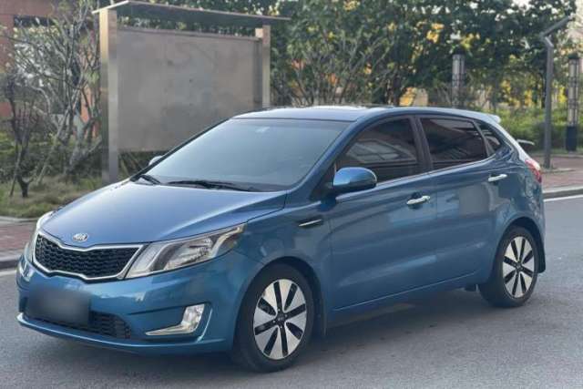 Kia K2 2012 Hatchback 1.6L AT Premium Commemorative Edition d’occasion