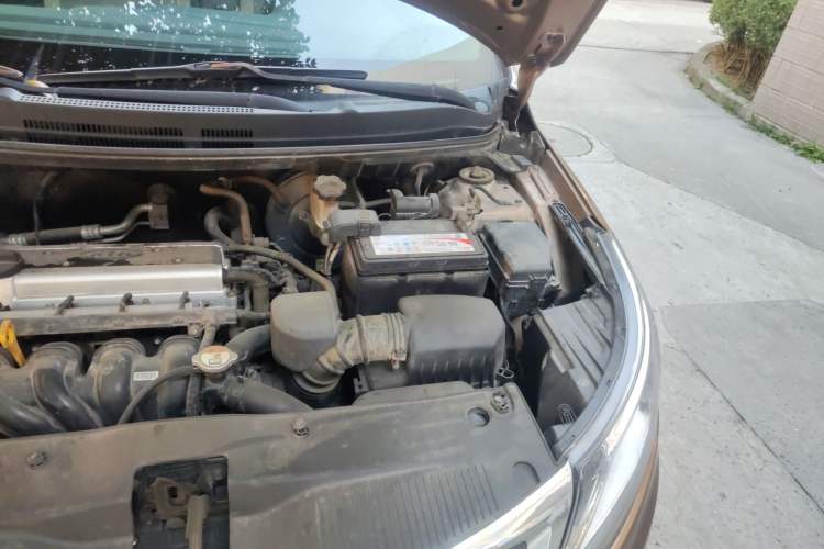 Used Kia K2 2012 Sedan 1.4L MT GLS Commemorative Edition Engine Bay Left