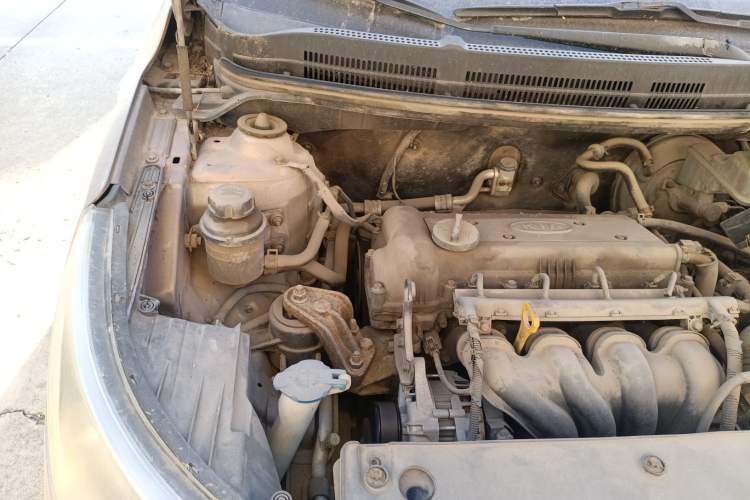 Used Kia K2 2012 Sedan 1.4L MT GL Commemorative Edition Engine Bay Right