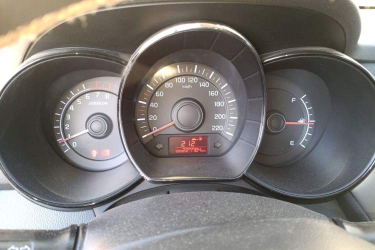 Used Kia K2 2012 Sedan 1.4L MT GL Commemorative Edition Instrument Cluster