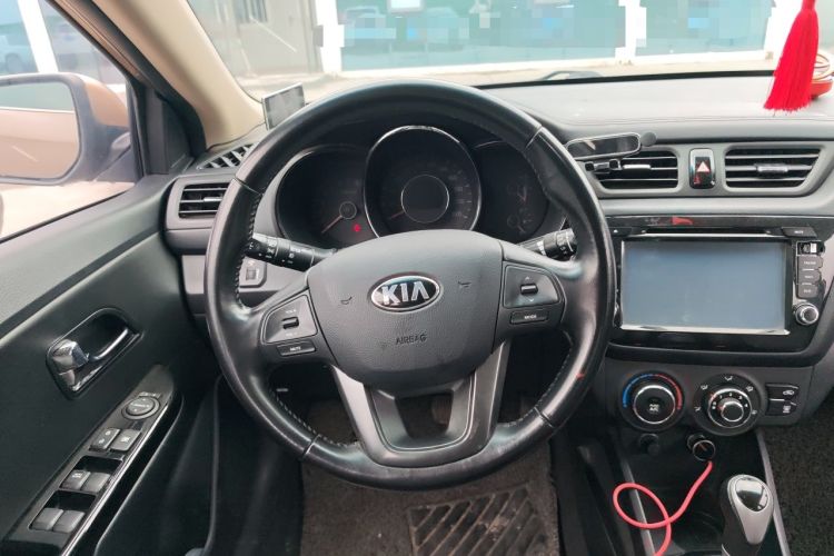 Used Kia K2 2012 Sedan 1.6L Automatic Transmission Premium Commemorative Edition Steering Wheel