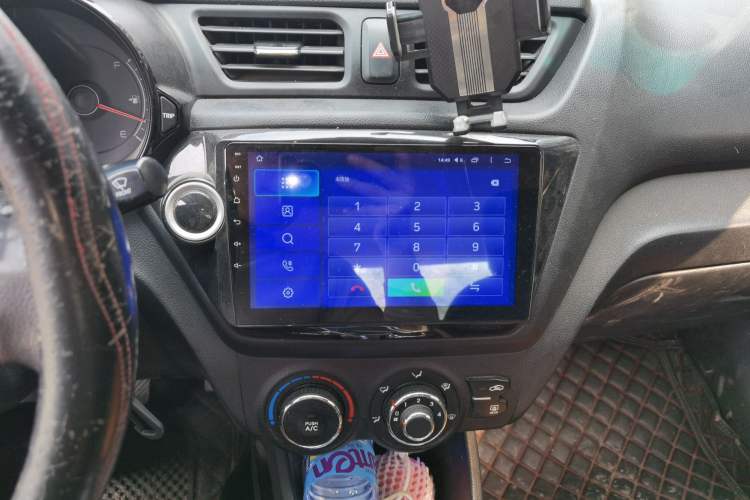 Used Kia K2 2012 Sedan 1.4L MT GLS Commemorative Edition Audio And AC Panel