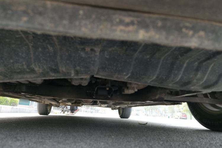 Used Kia K2 2012 Sedan 1.4L MT GLS Commemorative Edition Chassis Front