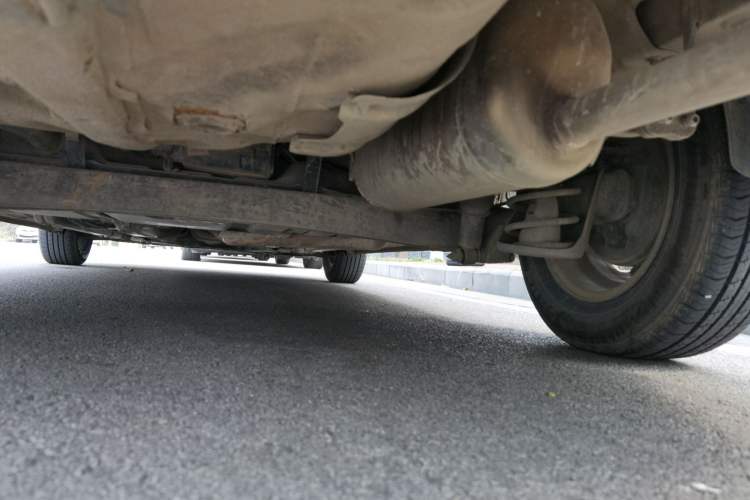 Used Kia K2 2012 Sedan 1.4L MT GLS Commemorative Edition Chassis Rear