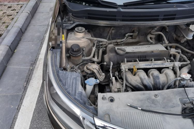 Used Kia K2 2012 Sedan 1.4L MT GLS Commemorative Edition Engine Bay Right