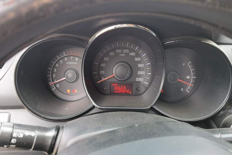 Used Kia K2 2012 Sedan 1.4L MT GLS Commemorative Edition Instrument Cluster
