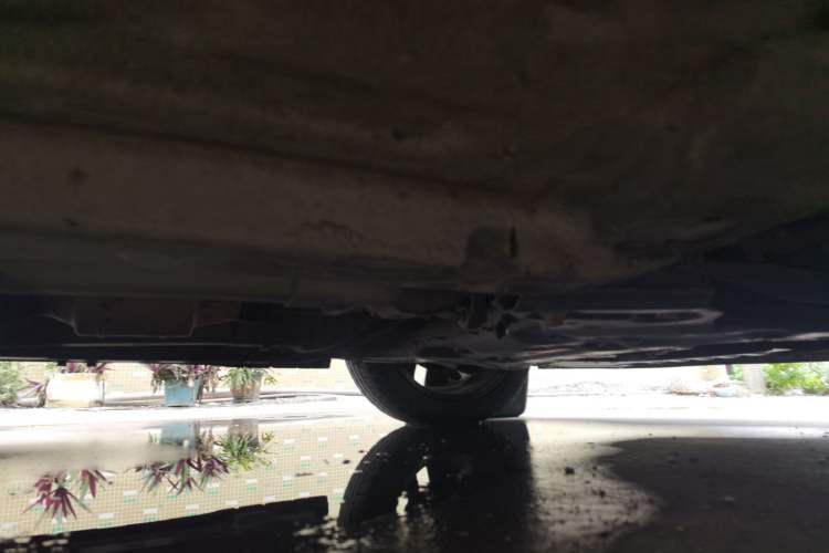 Used Kia K2 2012 Hatchback 1.6L AT Premium Chassis Front Right