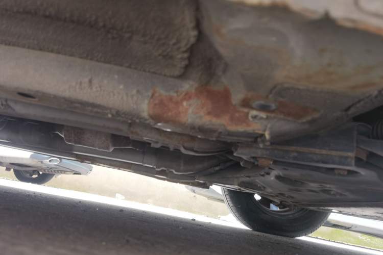 Used Kia K2 2012 Sedan 1.4L MT GLS Commemorative Edition Chassis Front Right